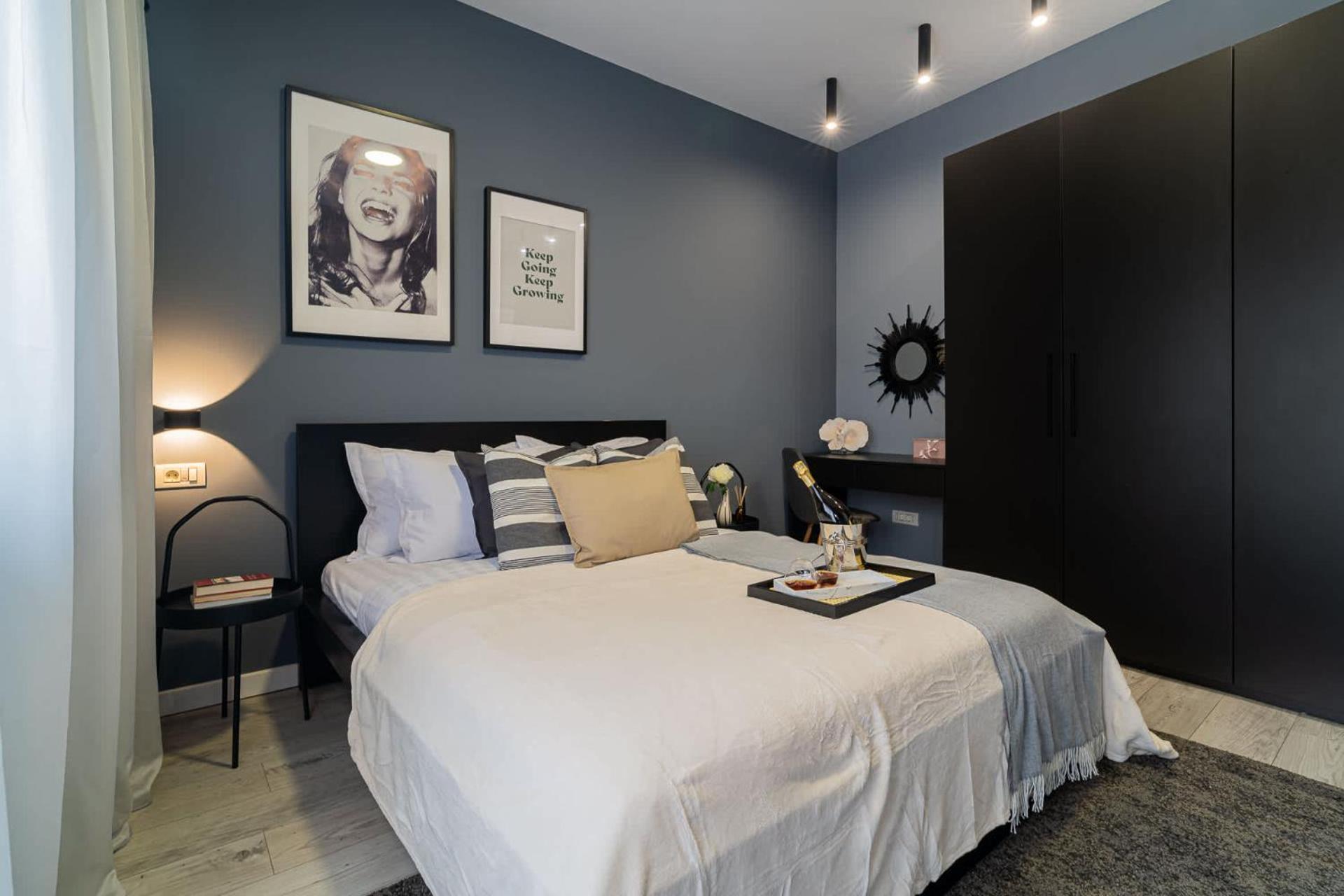 Chic Black & White 2Br Retreat On Dambovitei Bucarest Exterior foto